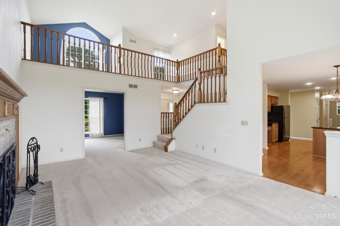 6777 Willow Lane — photo