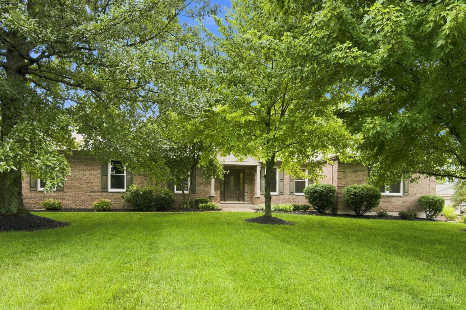 2338 Point View Court — photo