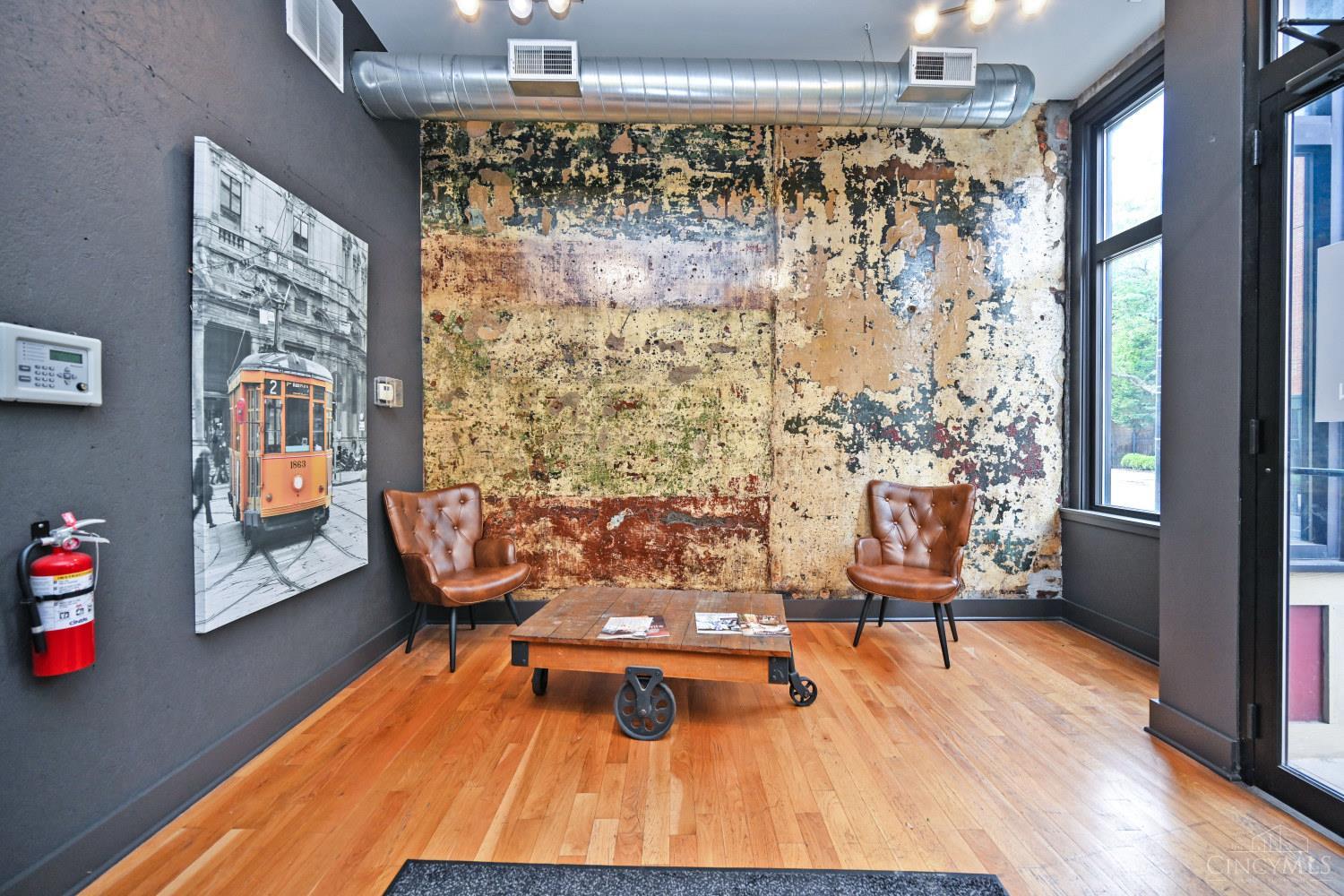 1432 Race Street — photo
