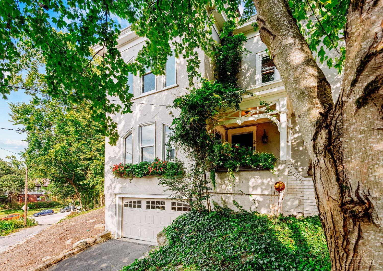 3214 Close Court — photo