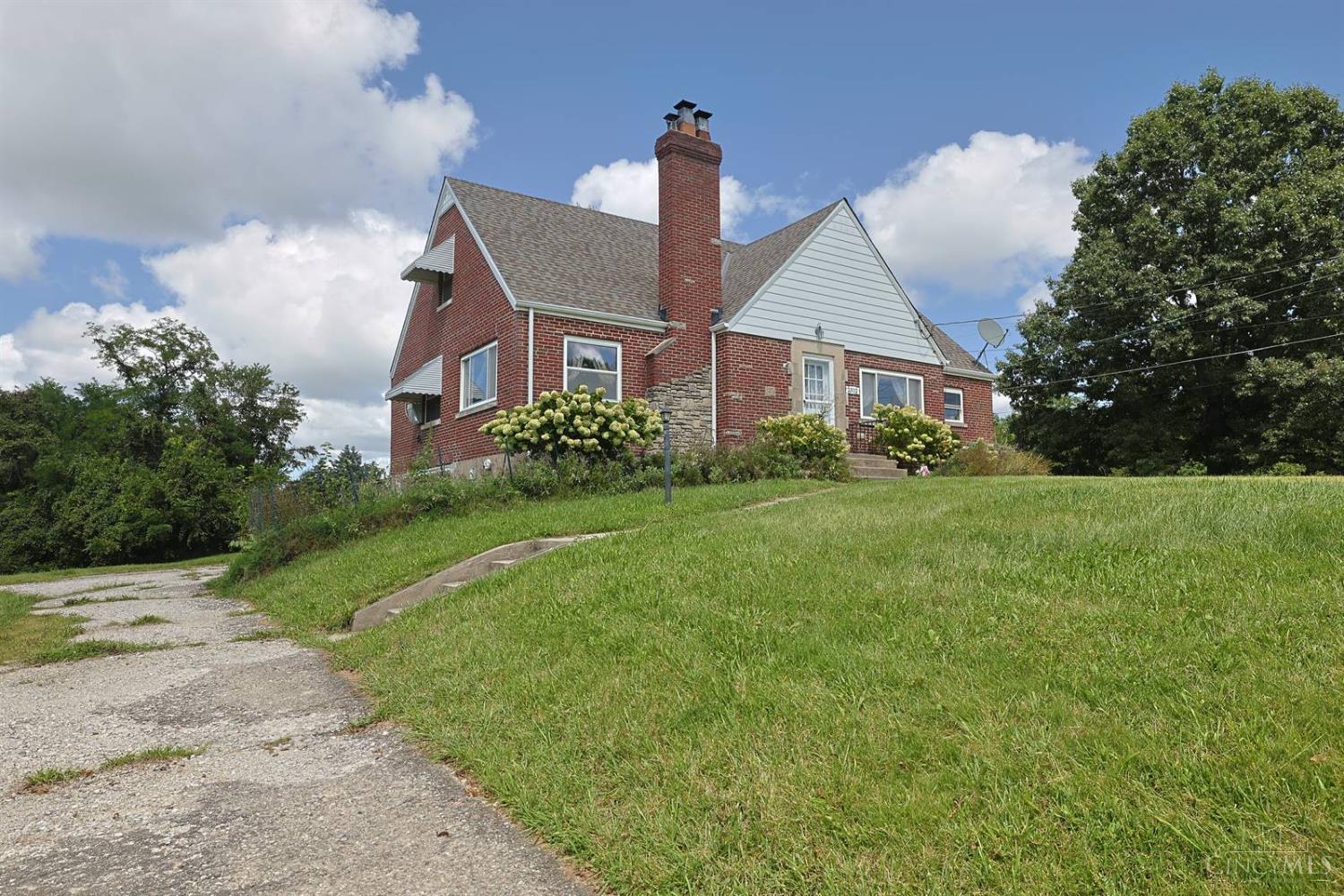 2312 Compton Road, Springfield Twp., OH 45231 — photo 2