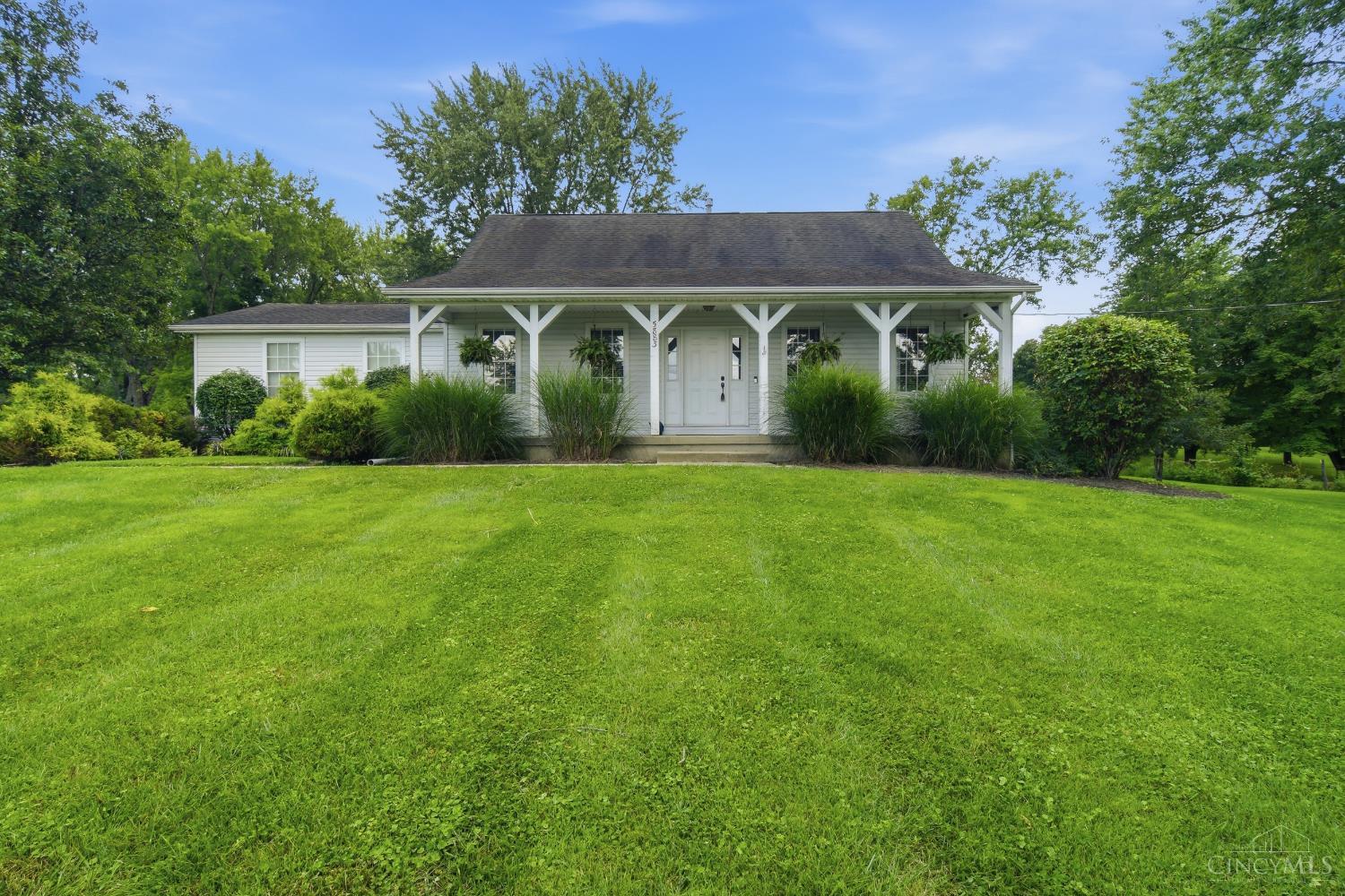 5883 Hamilton Mason Road — photo