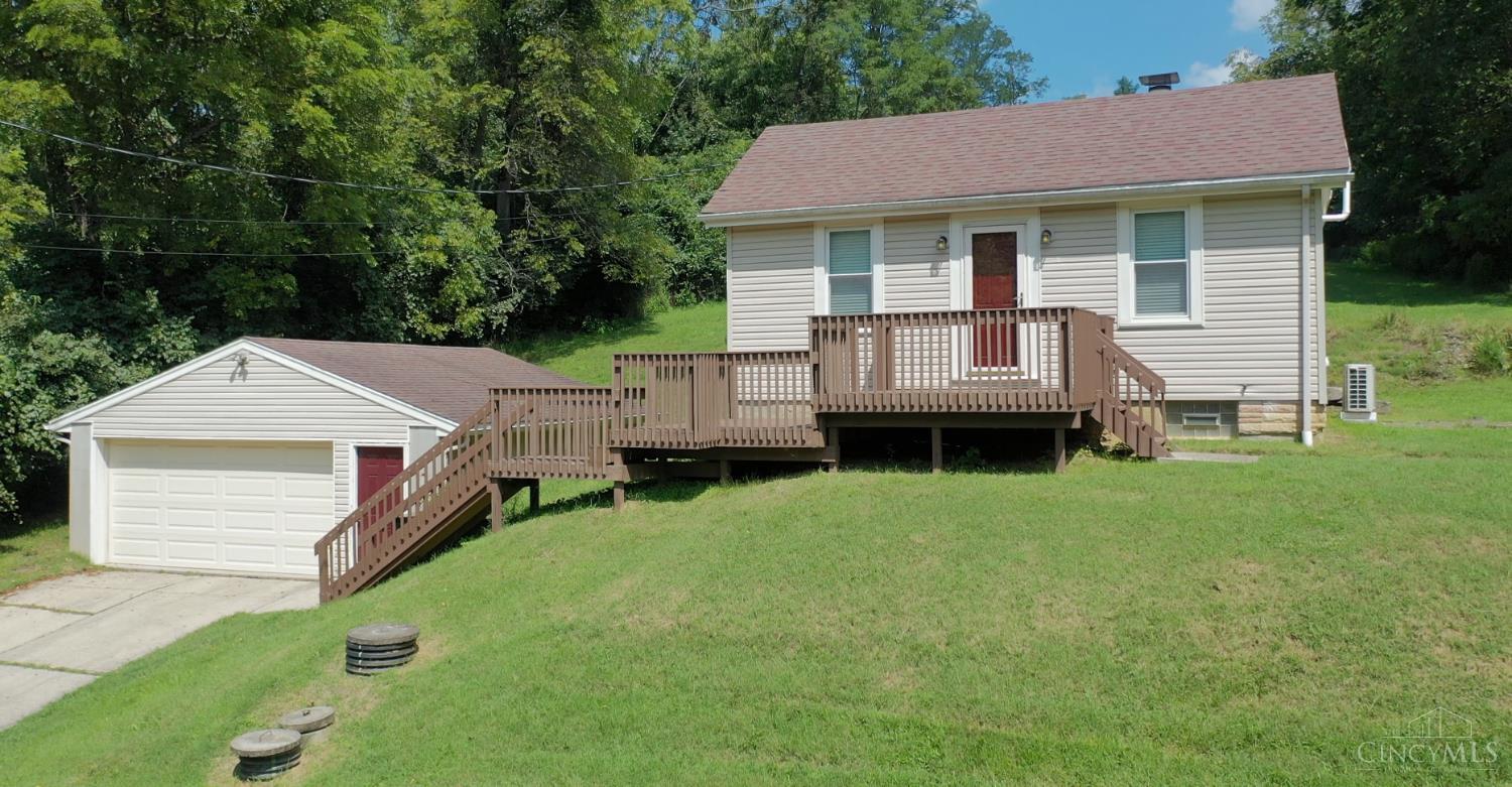 5506 Hubble Road — photo