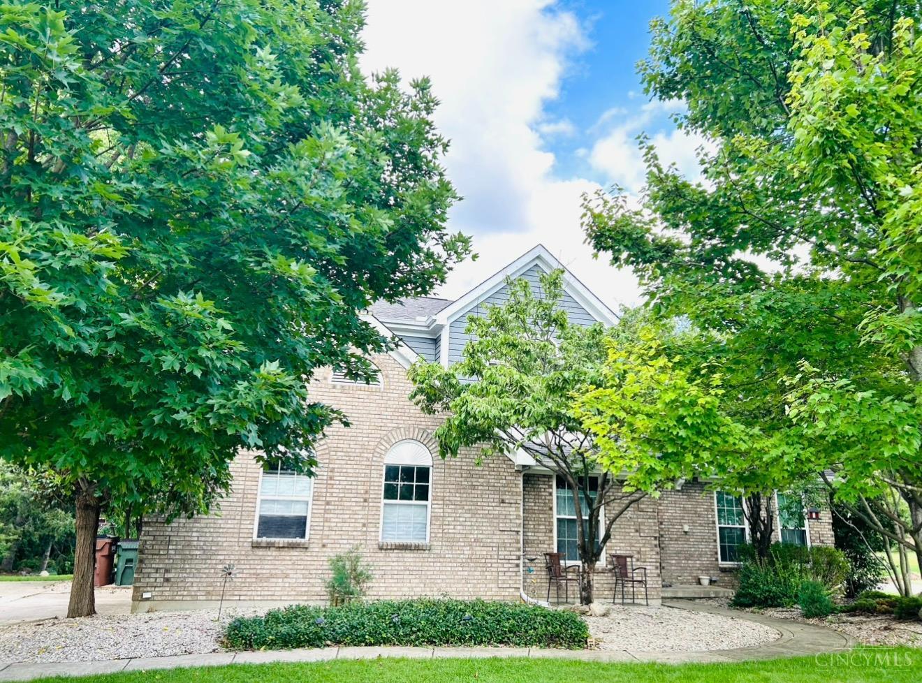 6112 Tarn Circle — photo