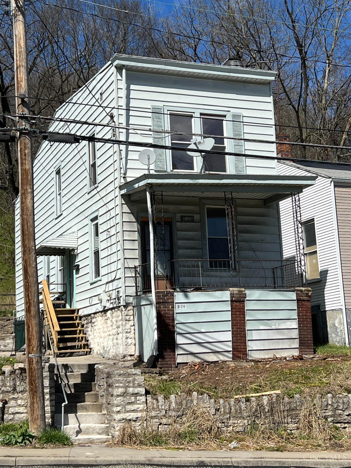 3126 River Road — photo