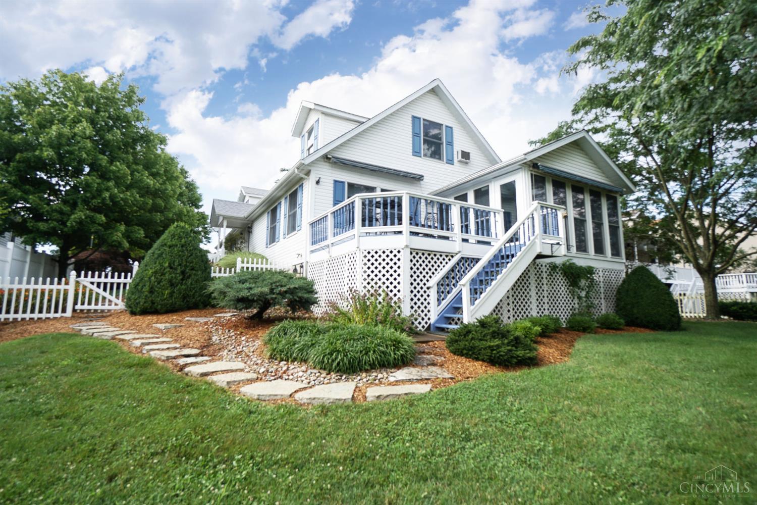 726 Waynoka Drive — photo