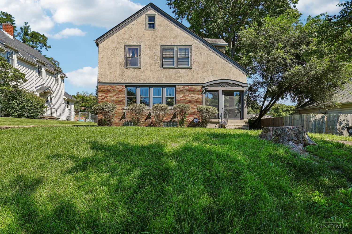 207 Aberdeen Drive — photo