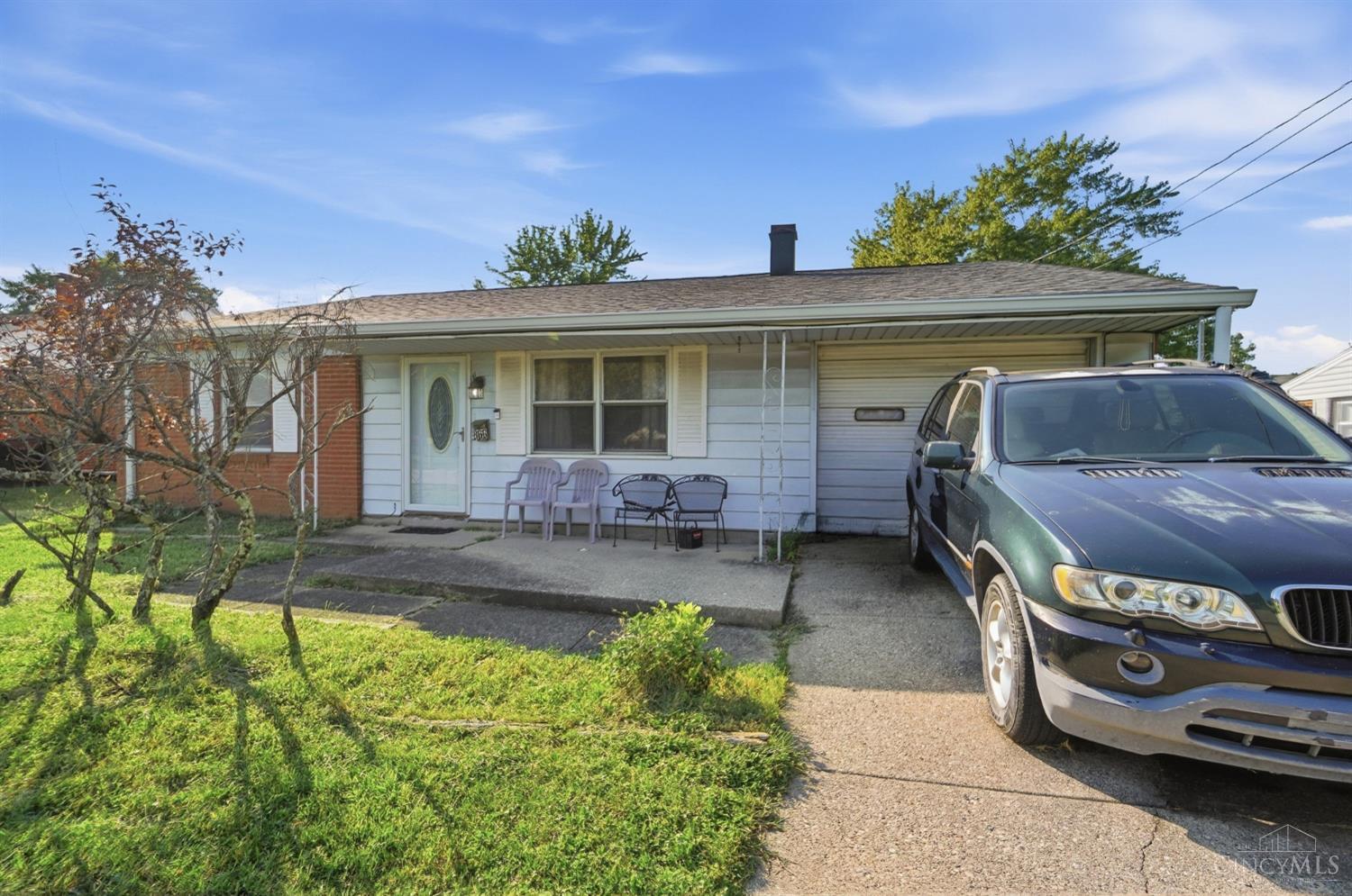 866 Crowden Drive — photo
