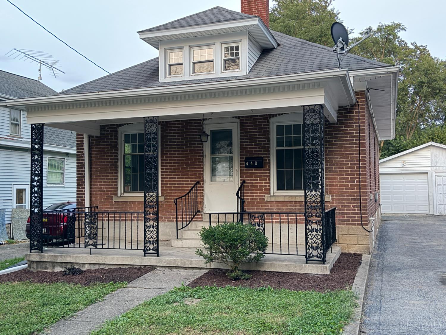 440 S Elm Street — photo