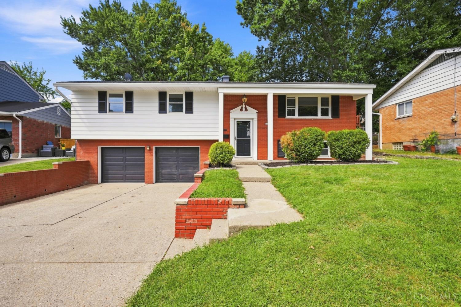 3253 Bellacre Court — photo