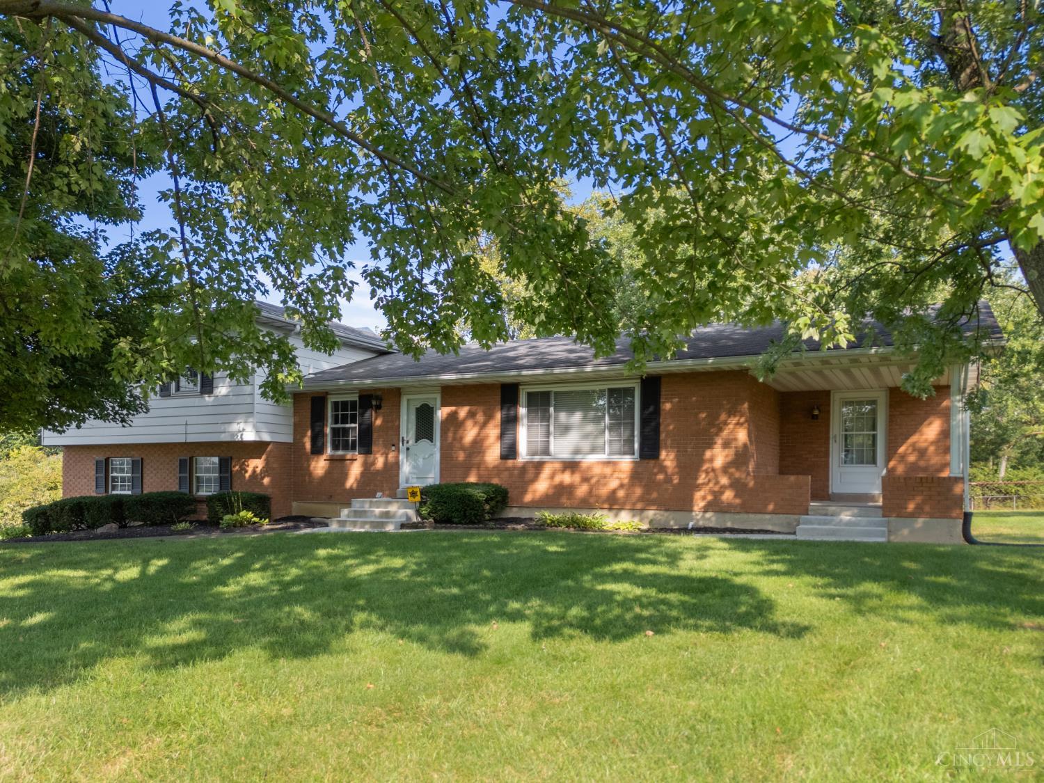 5696 Liberty Fairfield Road — photo