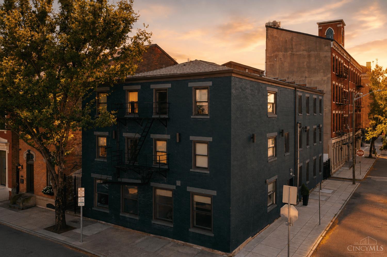 15 W Fifteenth Street — photo