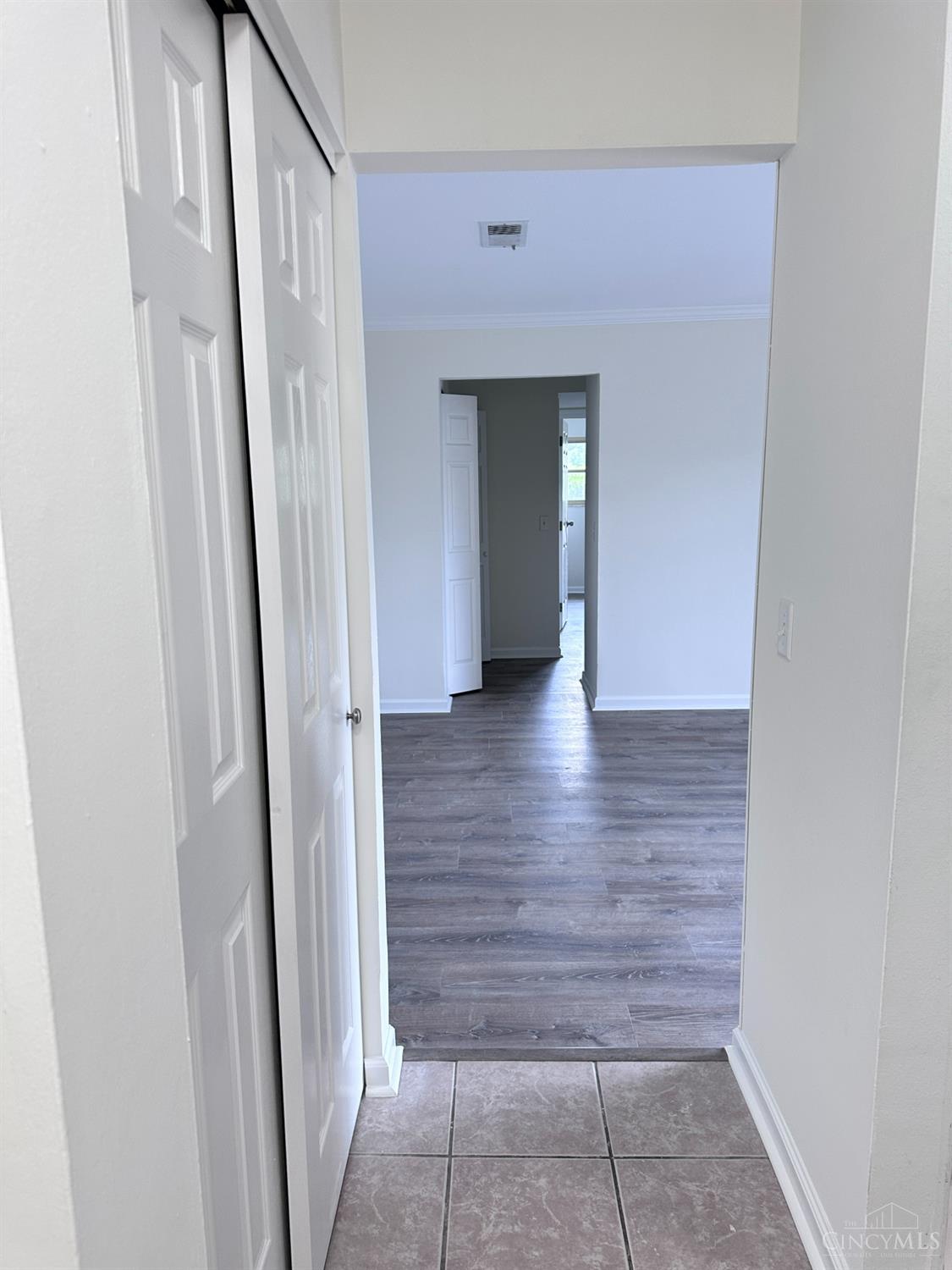 4326 Villa Drive — photo