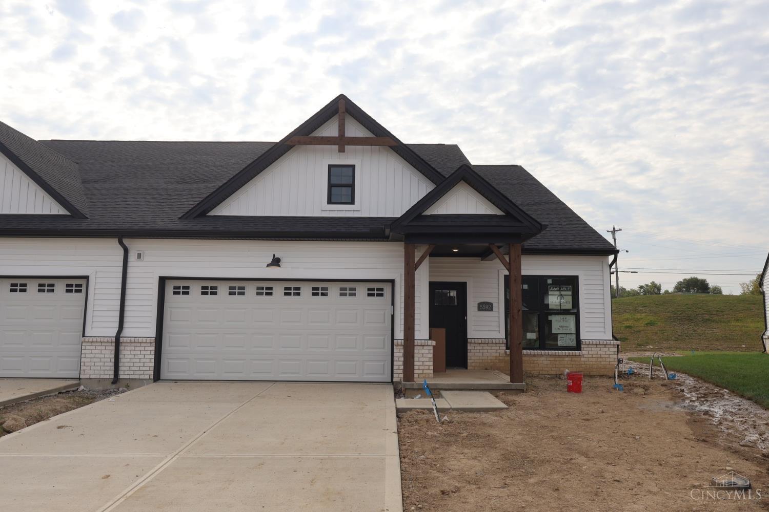 5592 Birch Court — photo