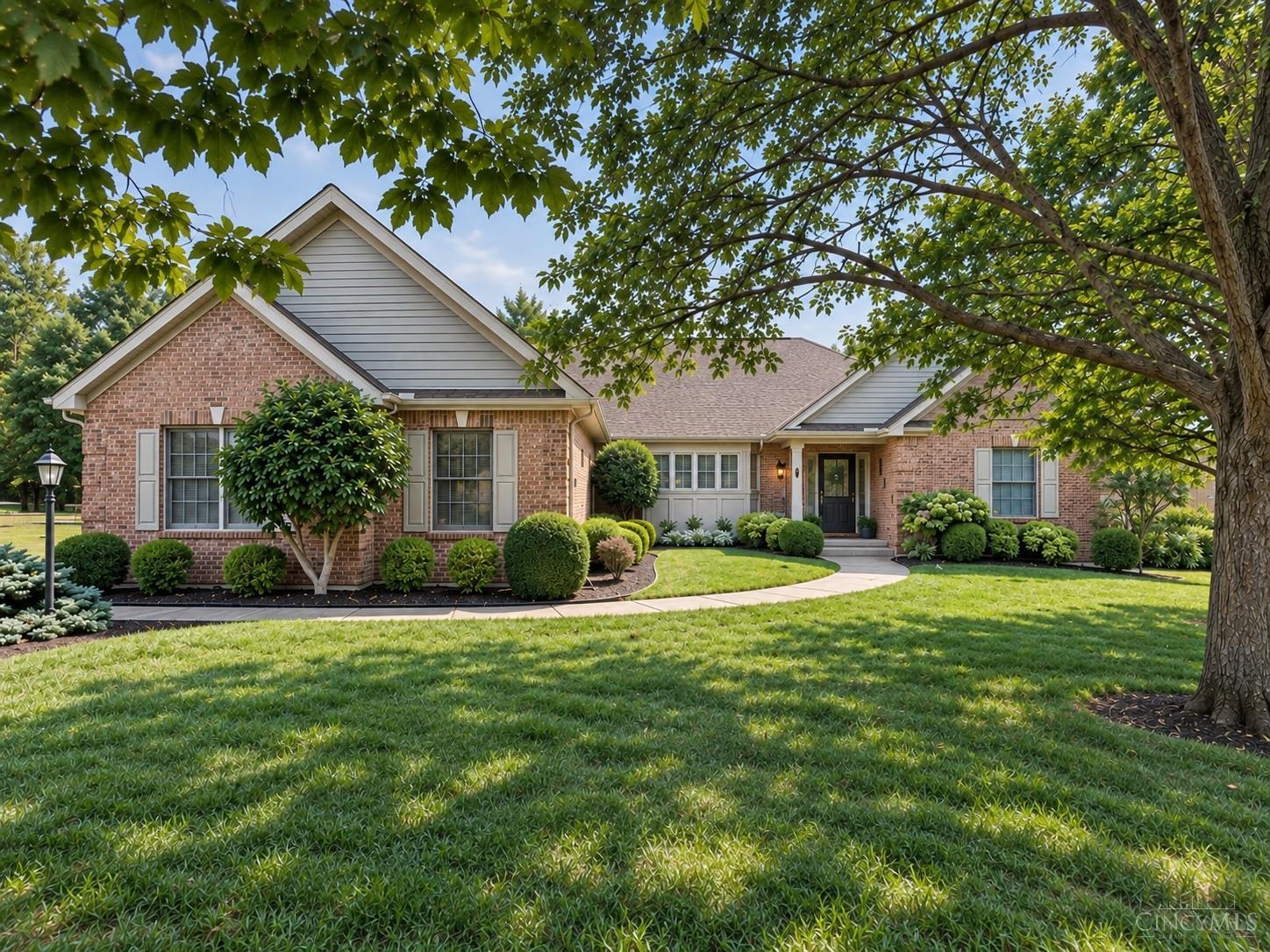 110 Laura Court — photo