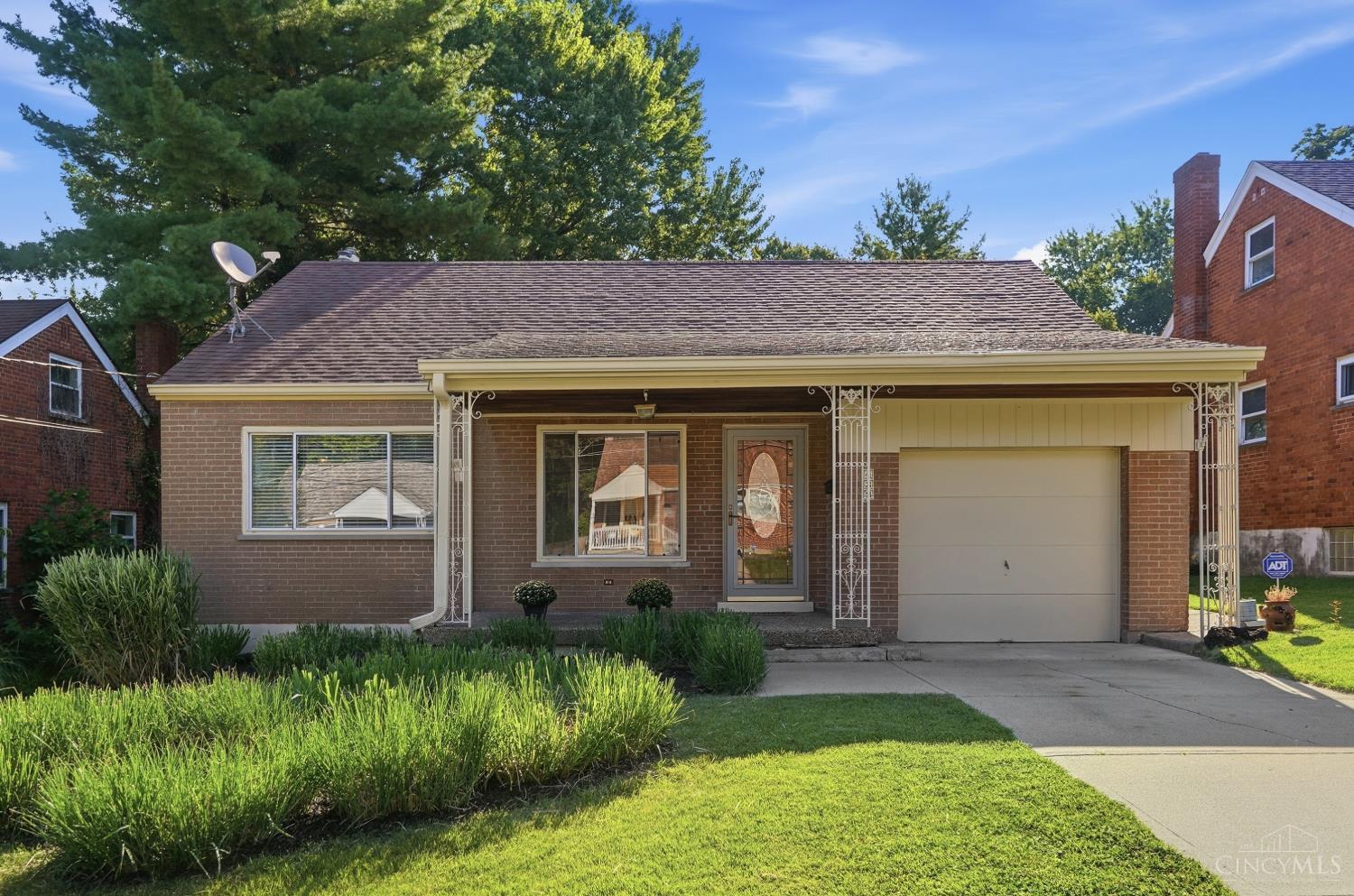 438 Kitty Lane, Delhi Twp, OH 45238 — photo 2