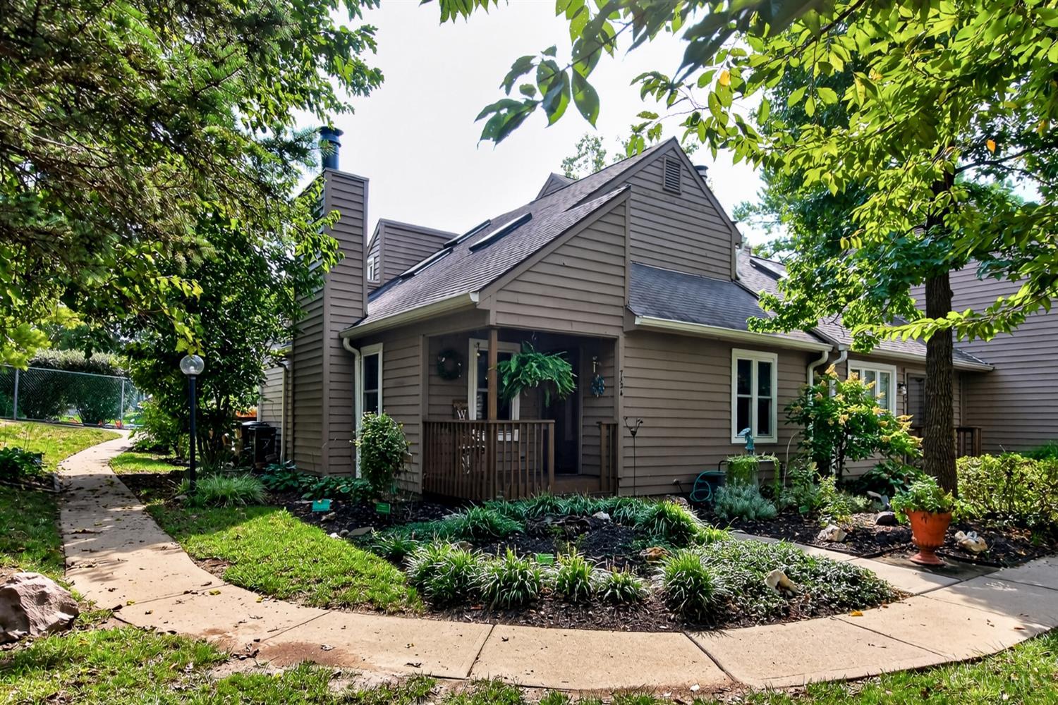 7524 Easton Court — photo