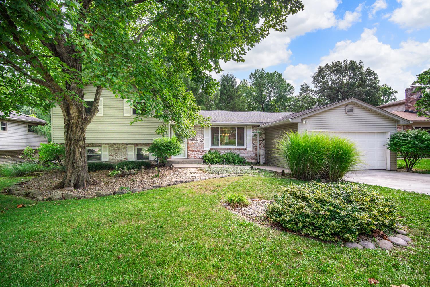 6582 Gretel Court — photo