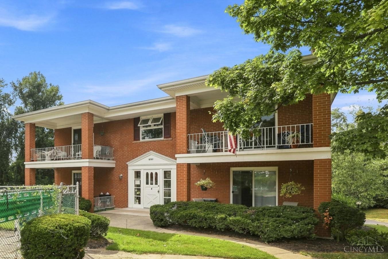 6063 Woodford Court — photo