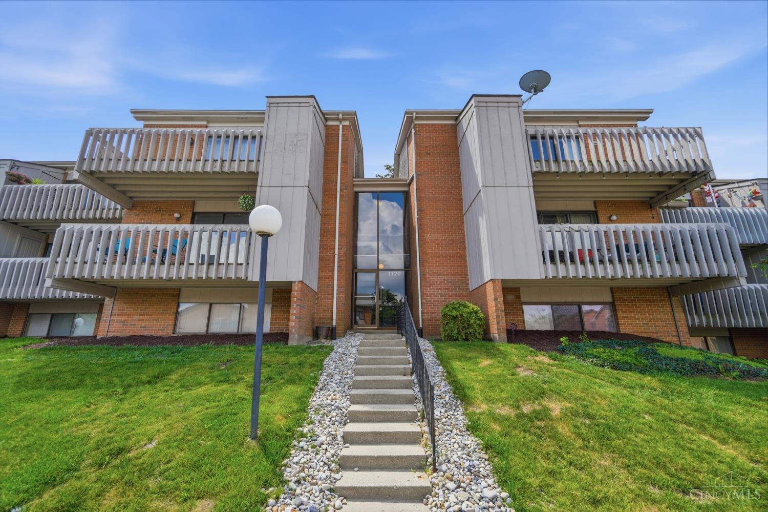 1120 Eagle Feather Circle — photo