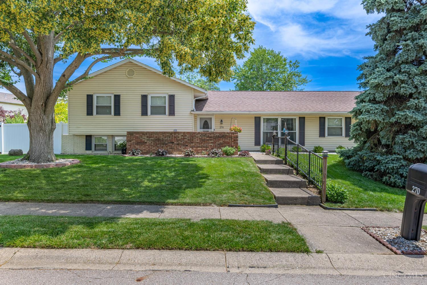 270 Evergreen Drive — photo