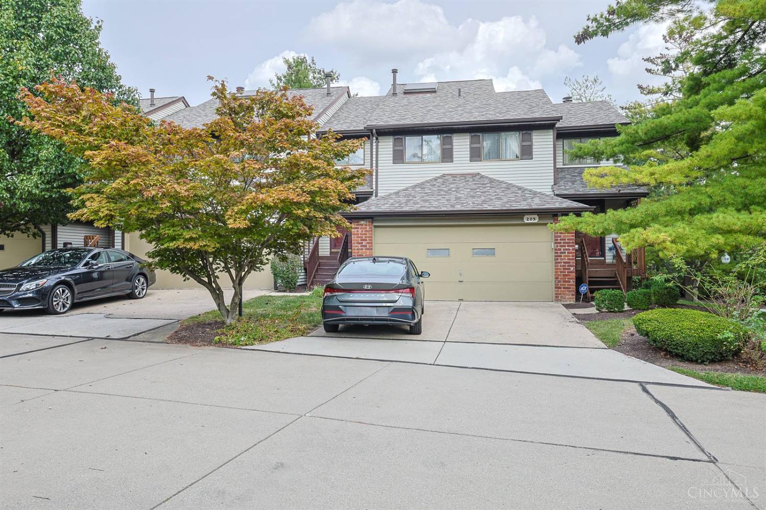 205 Droxford Court — photo