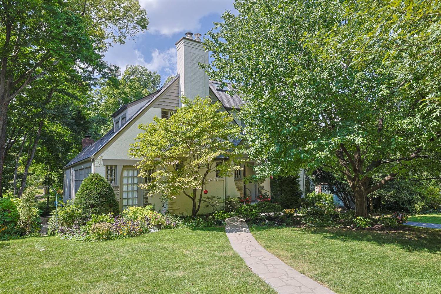 3621 Victoria Lane — photo