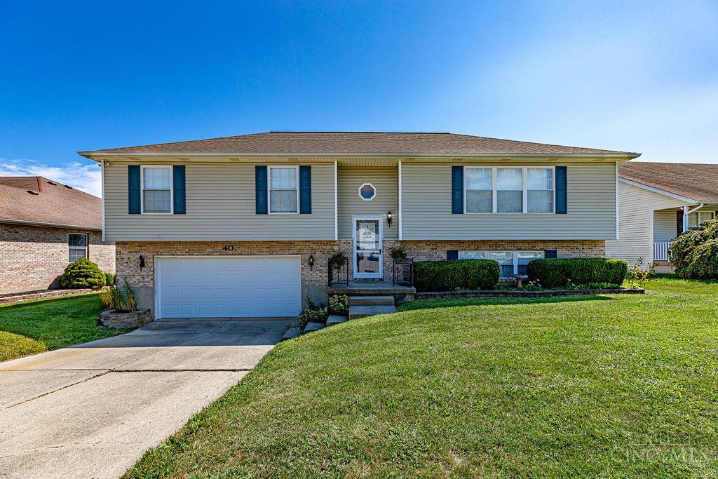 40 Thornhill Drive — photo