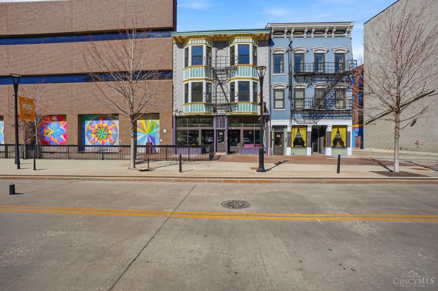 32 E Court Street — photo