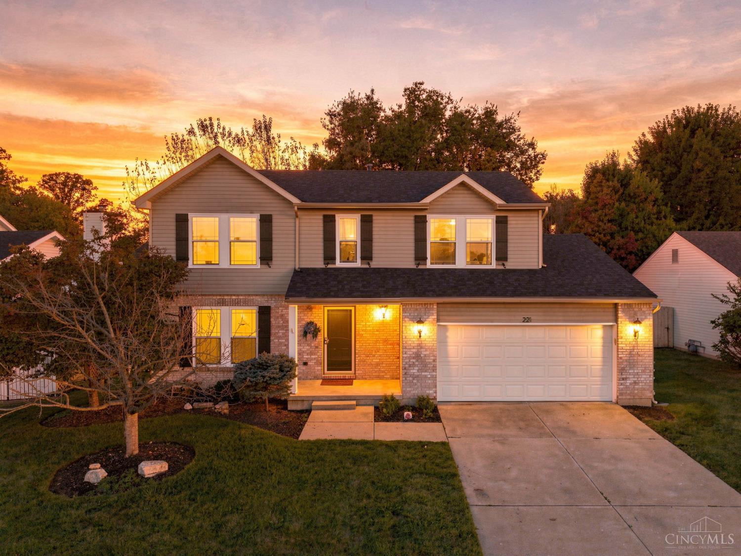 221 Clearbrook Drive — photo
