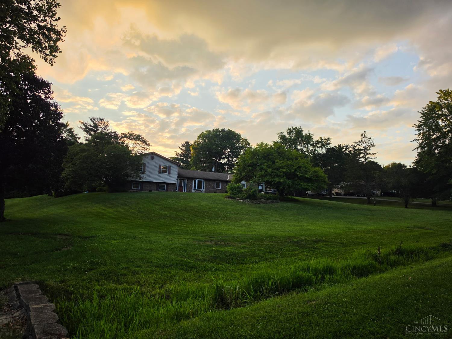 7483 Horizon Hill Drive — photo
