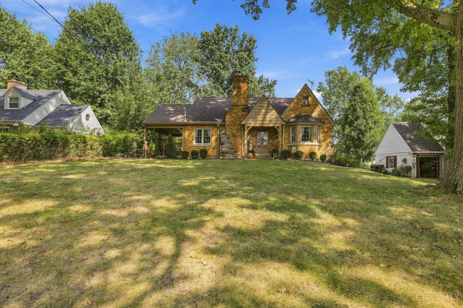 5596 Sidney Road — photo