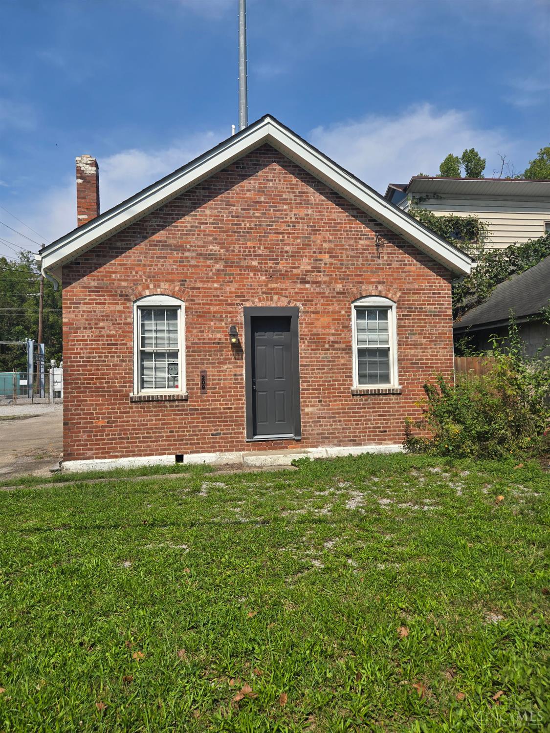 209 Foundry Avenue, Batavia, OH 45103 — photo 2