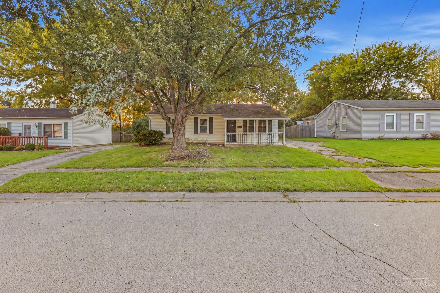 9757 Gibralter Drive — photo