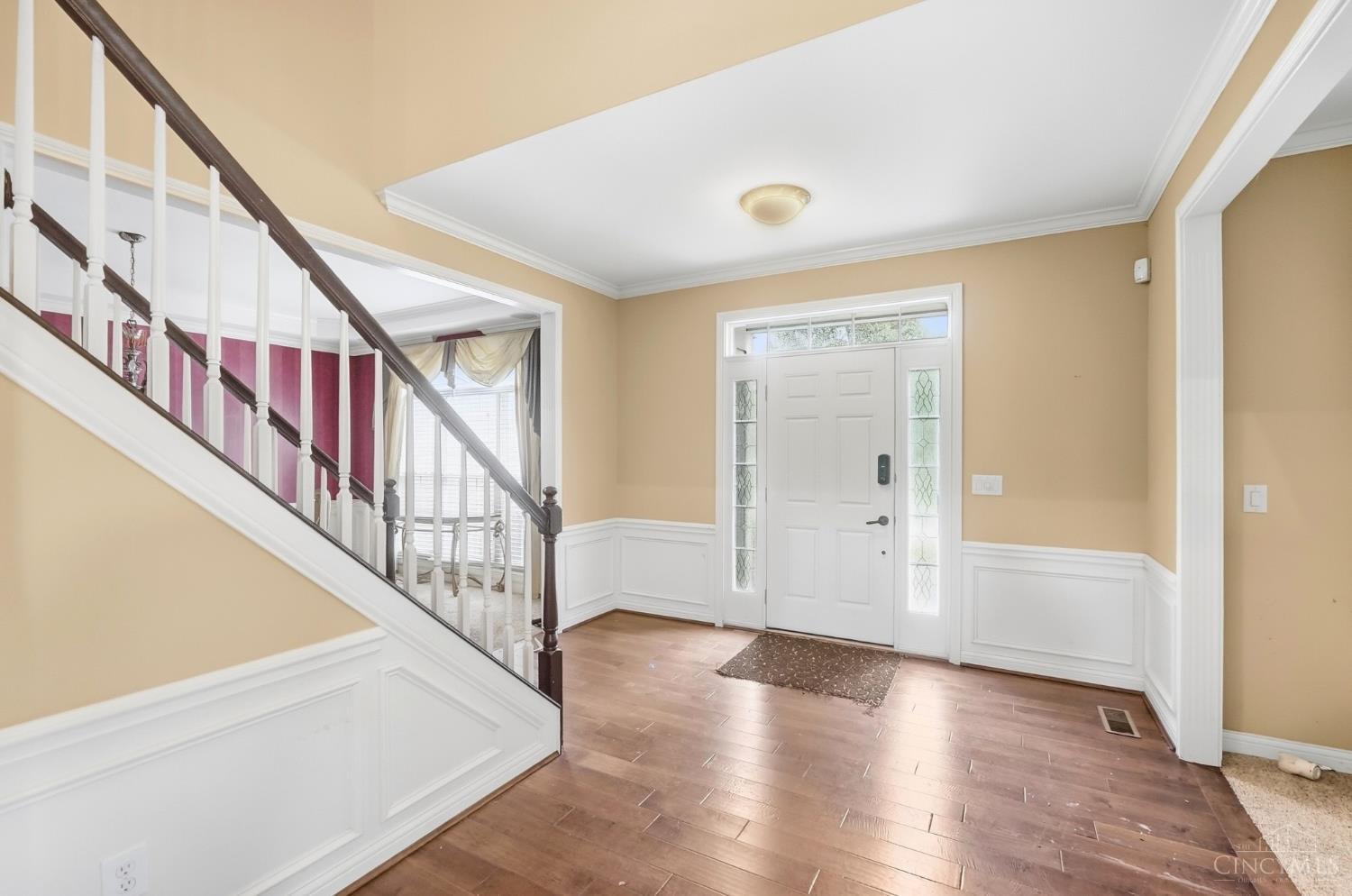 7649 Hunters Trail, West Chester, OH 45069 | Realty.com