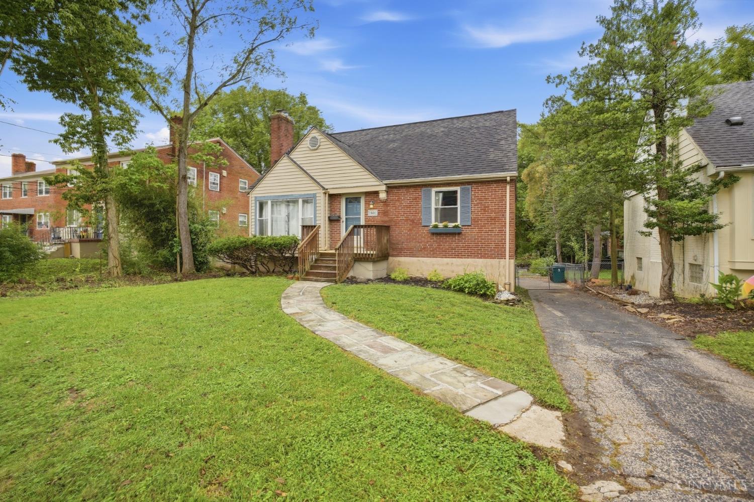 1601 Sutton Avenue, Cincinnati, OH 45230 — photo 3