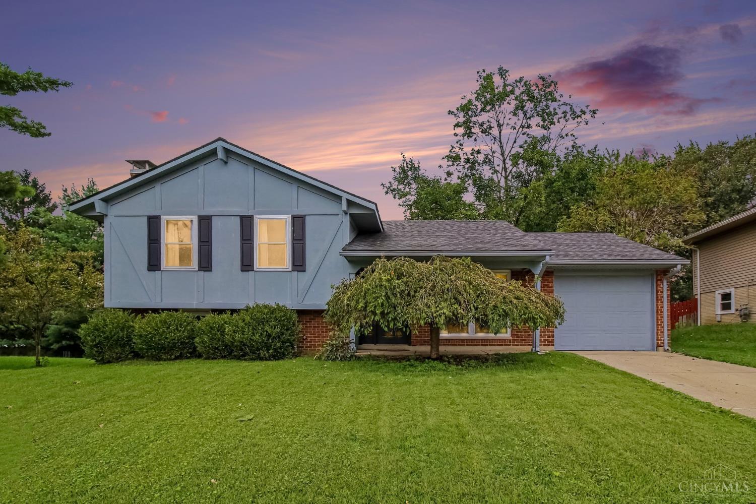 245 Evergreen Drive — photo