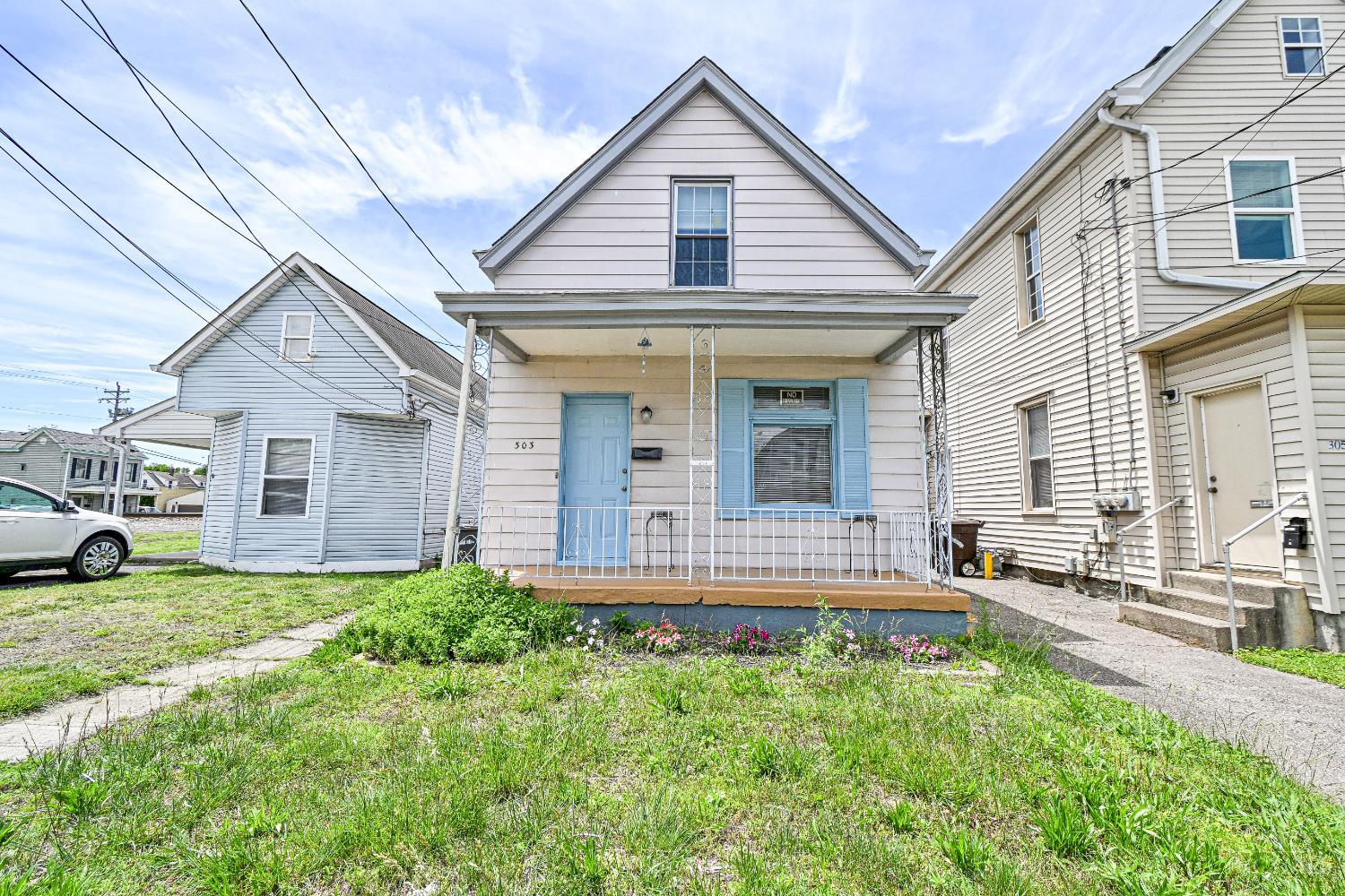 303 Walnut Street — photo