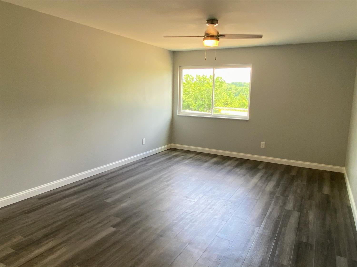 5025 Barrow Avenue, Cincinnati, OH 45209 — photo 2