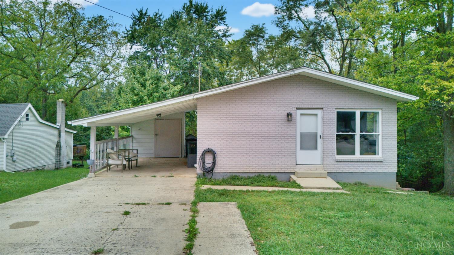 230 W Fancy Street — photo