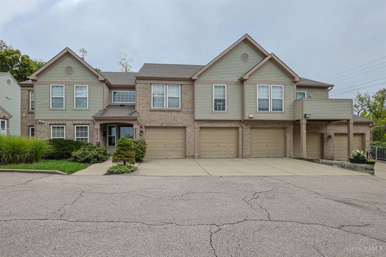 8404 Ridge Pointe Court — photo