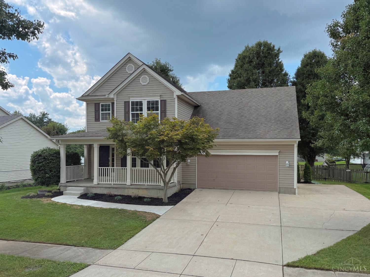 6755 Mossy Rock Court — photo