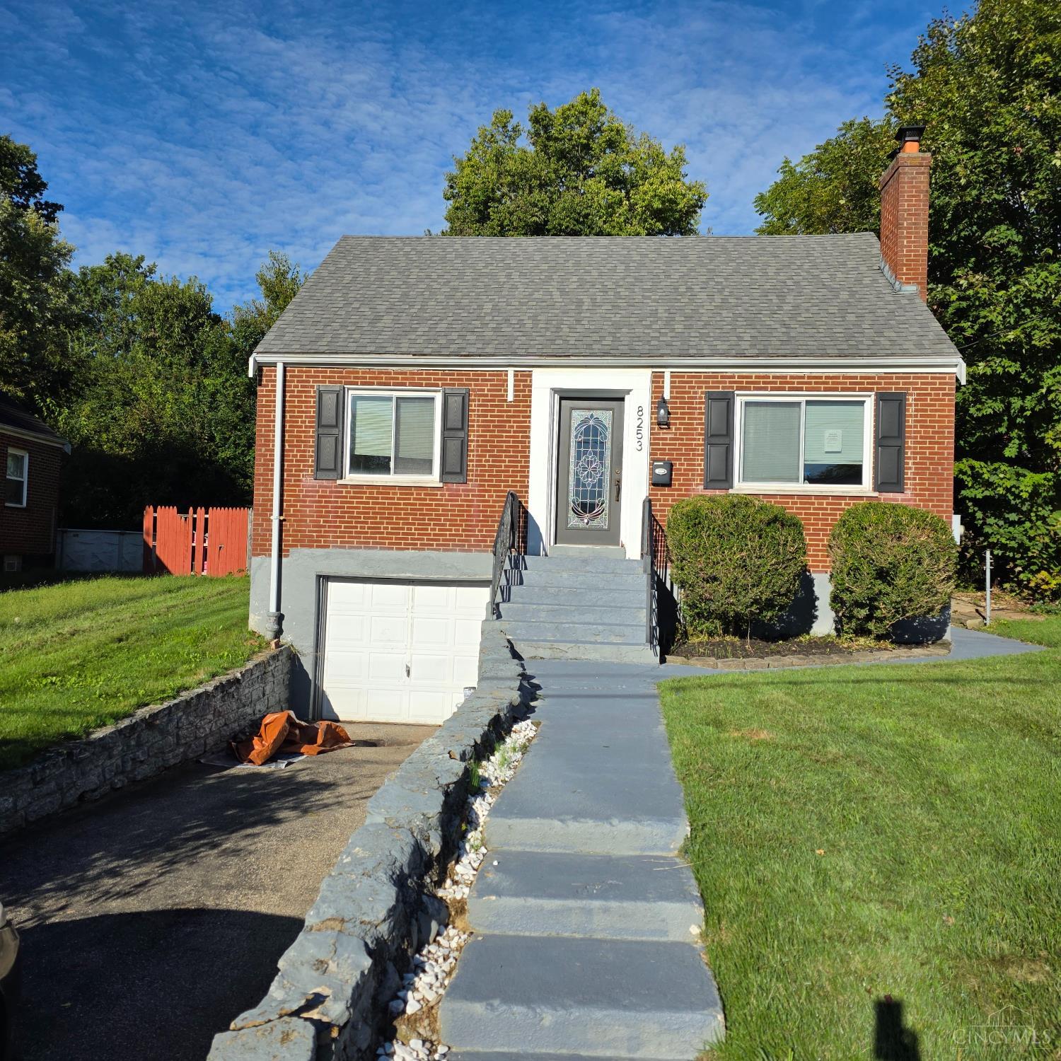 8253 Royal Heights Drive — photo
