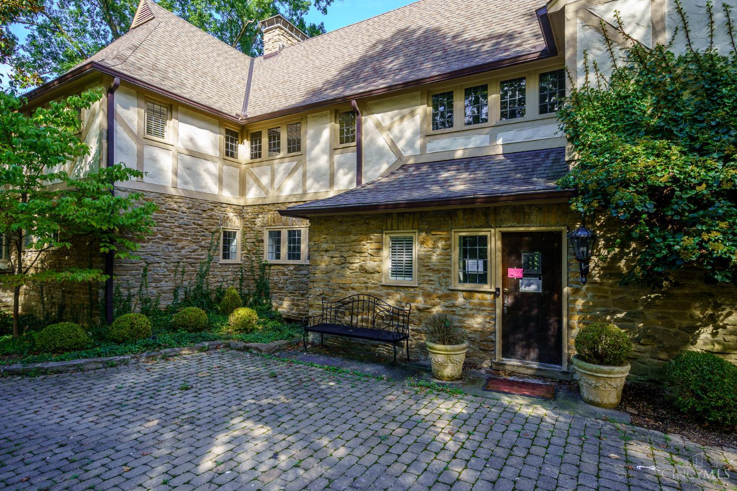 14 Garden Place — photo