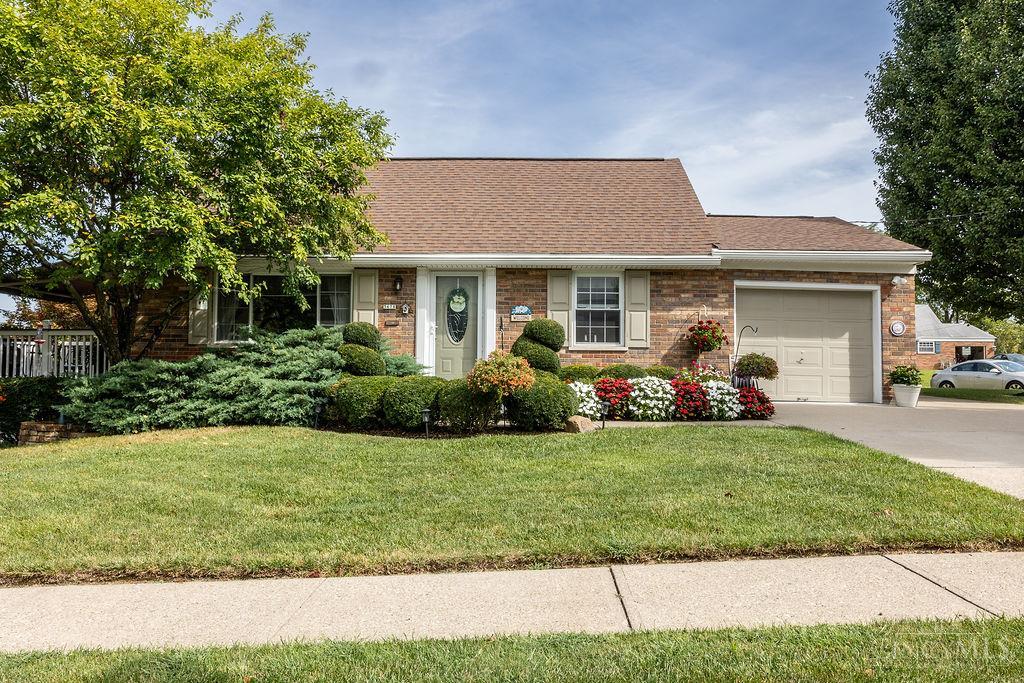 5678 Hollowview Court — photo