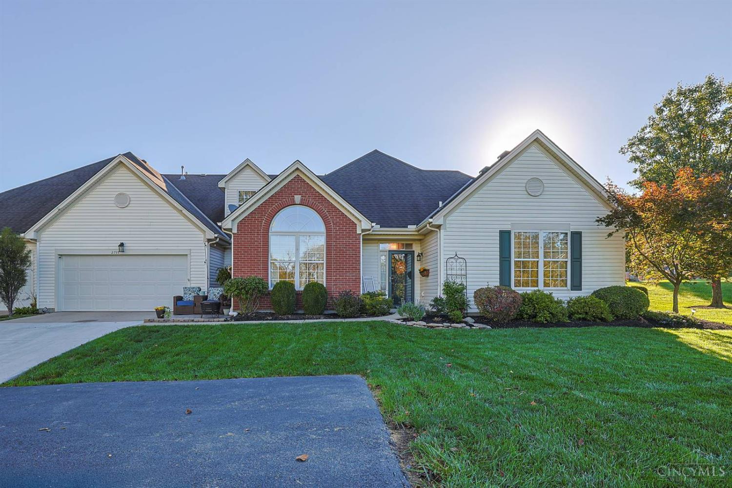 2755 Ashton Circle — photo