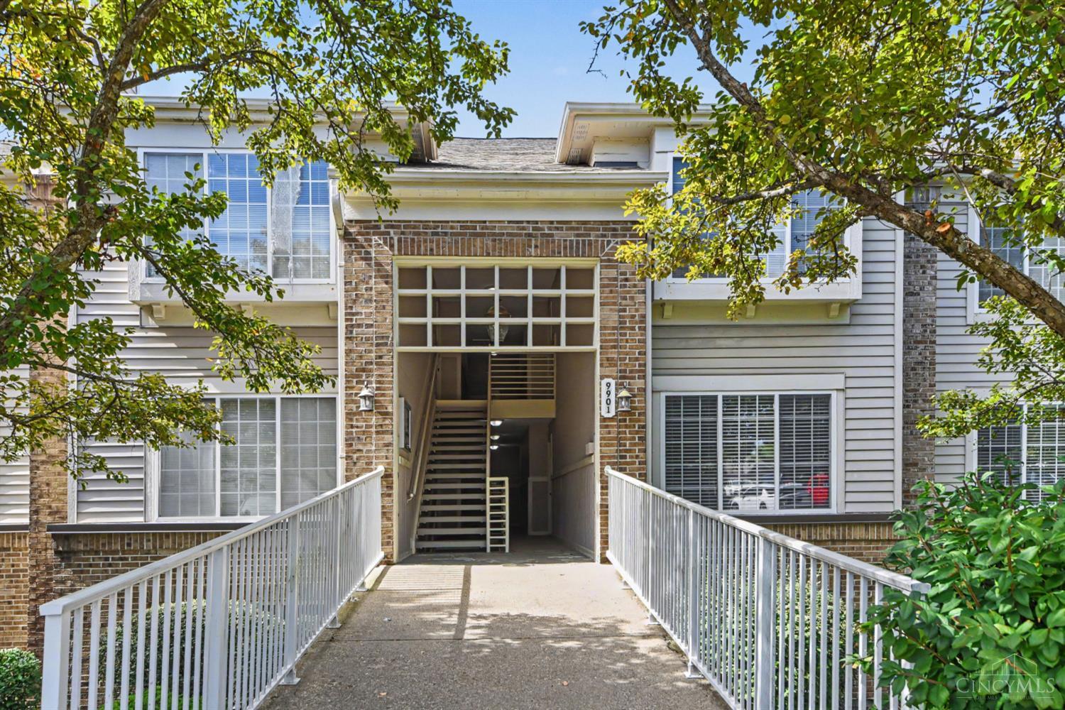 9901 Regatta Drive — photo