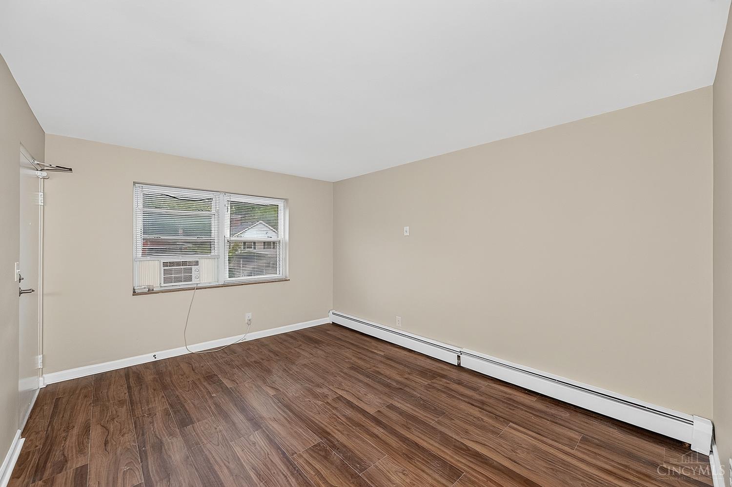 1275 Sunset Avenue, Cincinnati, OH 45205 — photo 2