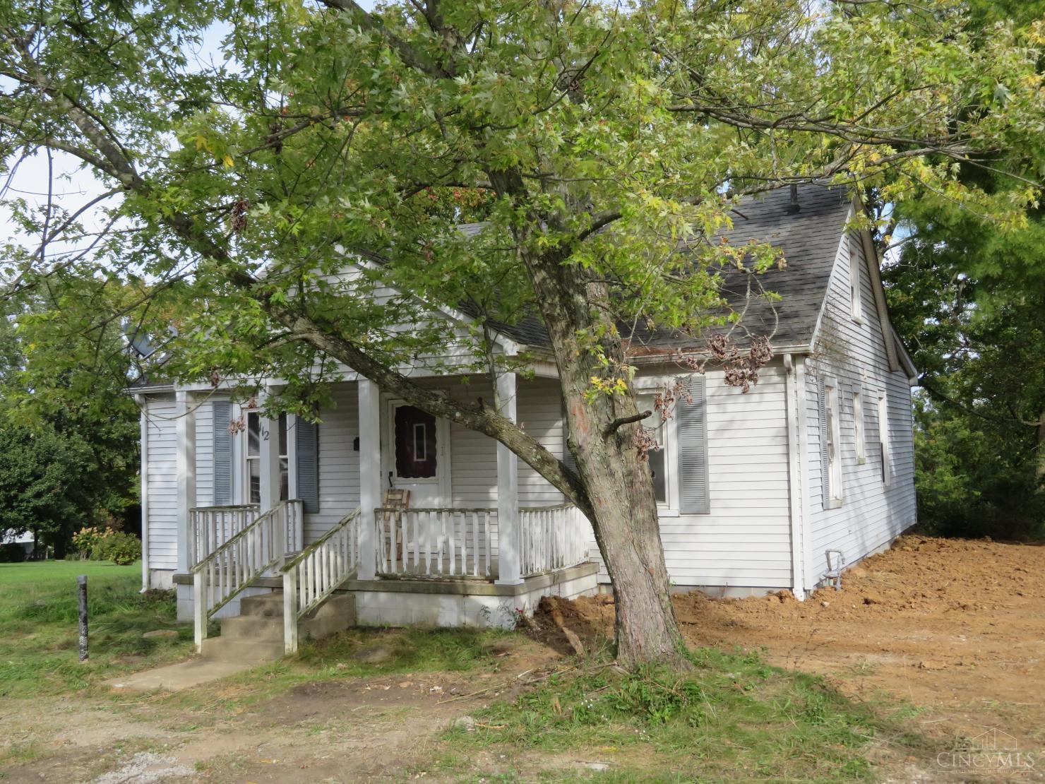 112 S Glenn Street — photo
