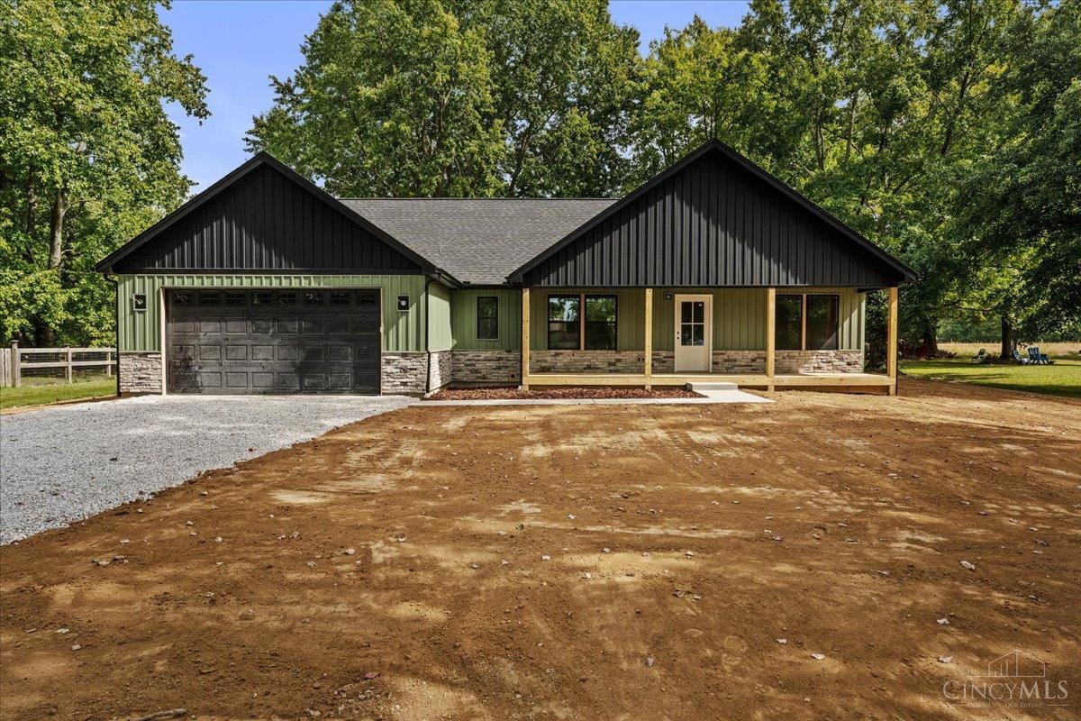 604 Laura Drive — photo